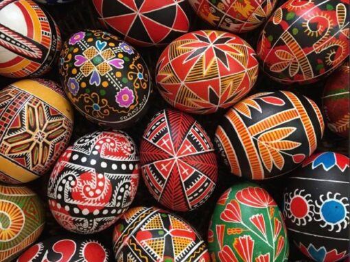 Pysanka – Easter eggs coloring in Ukrainian style