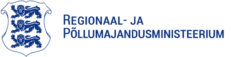 Työntekijät keskustelevat asiakirjoista toimistotilassa.